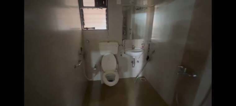 Bathroom, hdil-premier-exotica 4 Bedroom 1696 Sq.Ft. Apartment In Kurla West Mumbai 9487862