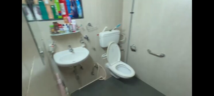 Bathroom, hdil-premier-exotica 4 Bedroom 1696 Sq.Ft. Apartment In Kurla West Mumbai 9487862