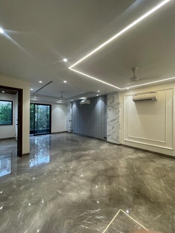 2 BHK Builder Floor For Rent in Sector 10