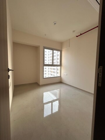 2 BHK Apartment For Rent in Piramal Vaikunth, Balkum Pada