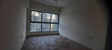 Room in 3 BHK Apartment at Sheth 72 West, Andheri West – for Sale