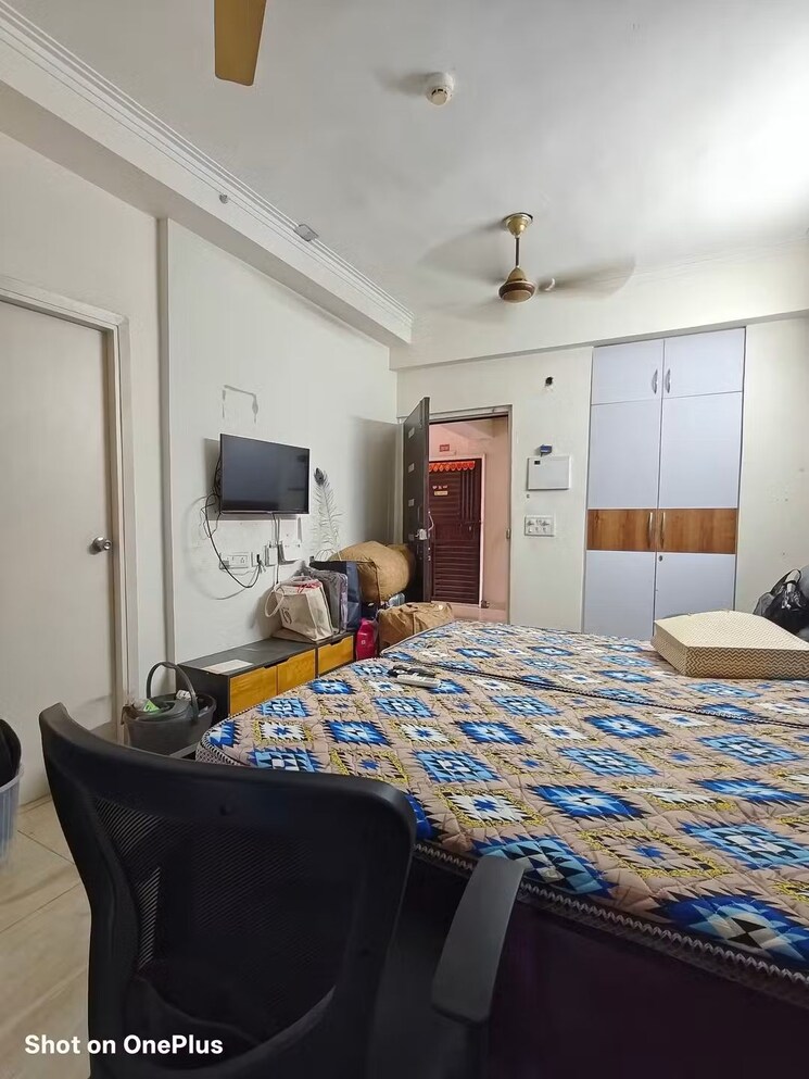 Bedroom, gaur-city-2-14th-avenue 1 Bedroom 450 Sq.Ft. Apartment In Sector 16c Greater Noida Greater Noida 9487900