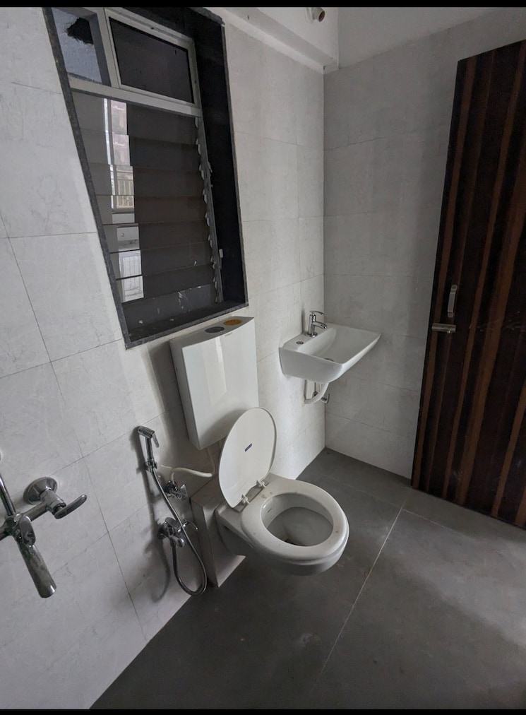Bathroom, bharati-park 2 Bedroom 600 Sq.Ft. Apartment In Mira Road Thane 9487901