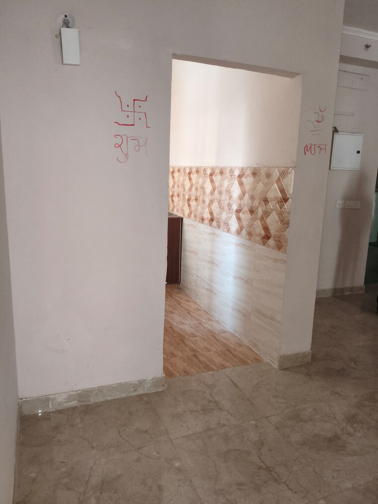 Bathroom, noida extension 3 Bedroom 1115 Sq.Ft. Apartment In Noida Extension Greater Noida 9487926