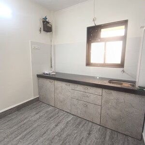 Room in 1 BHK Apartment at Siddhivinayak Plaza CHS, Shimpoli – for Rent