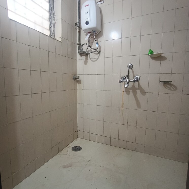 Bathroom, siddhivinayak-plaza-chs 1 Bedroom 450 Sq.Ft. Apartment In Shimpoli Mumbai 9487935