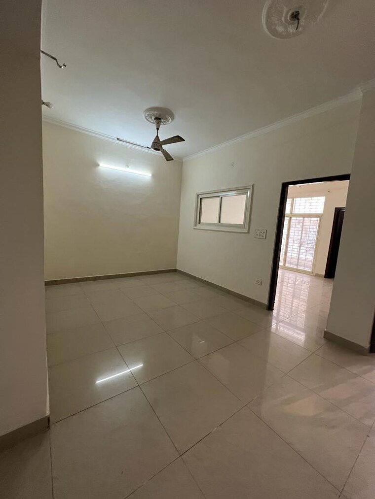 Room, shahastradhara road 2 Bedroom 1200 Sq.Ft. Builder Floor In Shahastradhara Road Dehradun 9487929
