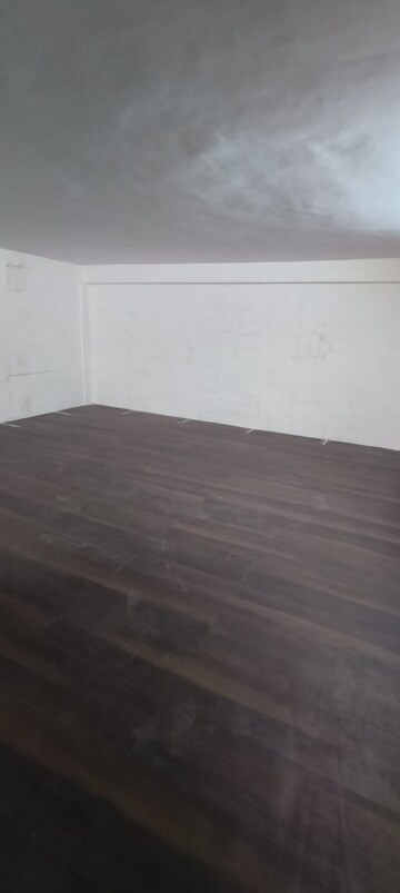 Room in  Industrial Plot at Punjani Industrial Estate, Hans Nagar – for Rent