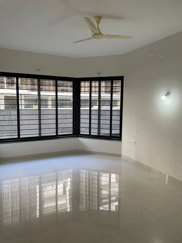 Room in 3 BHK Apartment at Kumar Prospera Hadapsar, Hadapsar – for Rent