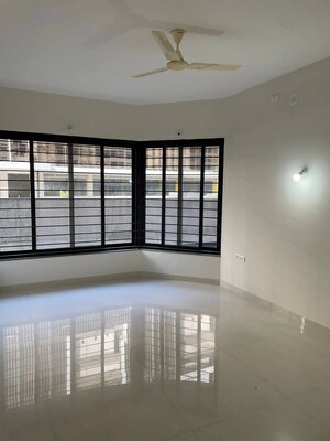Room in 3 BHK Apartment at Kumar Prospera Hadapsar, Hadapsar – for Sale