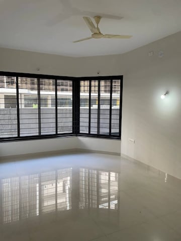 Room in 3 BHK Apartment at Kumar Prospera Hadapsar, Hadapsar – for Sale
