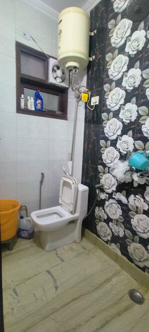 Bathroom in 3 BHK Builder Floor at Rohini Sector 25 – for Sale