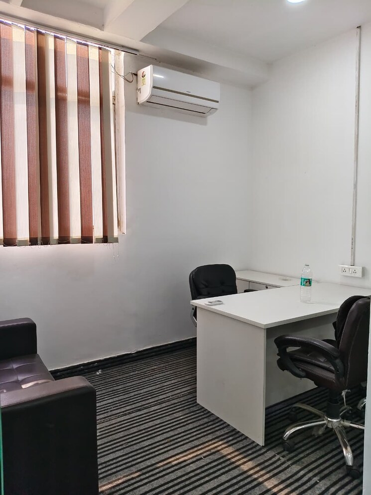 Team Area, sector 63 Commercial Office Space 1260 Sq.Ft. In Sector 63 Noida 9487984