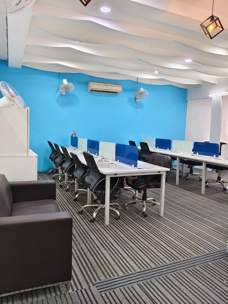 Team Area, sector 63 Commercial Office Space 1260 Sq.Ft. In Sector 63 Noida 9487984