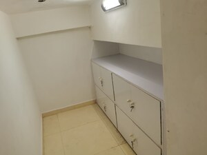  Office Space For Rent in Crystal Paradise, Andheri West