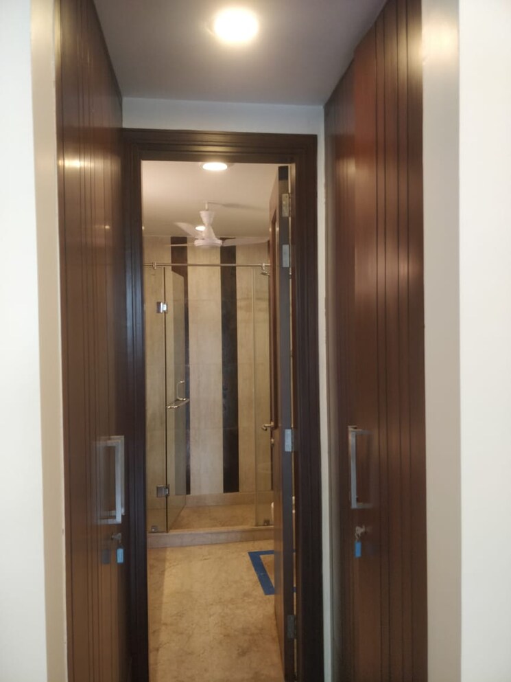 undefined, defence colony 4 Bedroom 5000 Sq.Ft. Apartment In Defence Colony Delhi 9488017