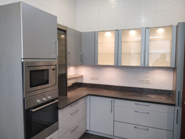 Kitchen, defence colony 4 Bedroom 5000 Sq.Ft. Apartment In Defence Colony Delhi 9488017