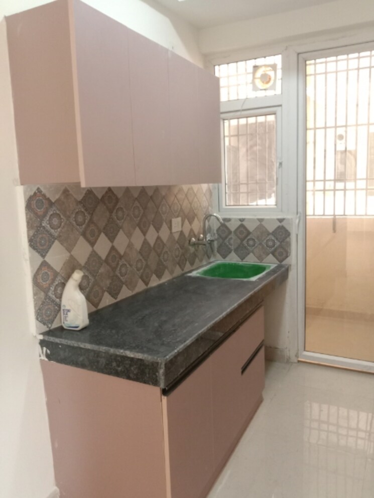 Kitchen, signature-global-prime 2 Bedroom 834 Sq.Ft. Apartment In Sector 63a Gurgaon 9488106