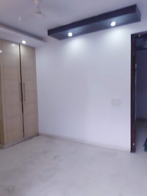 Room in 2 BHK Builder Floor at Malviya Nagar – for Rent