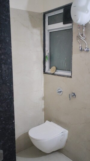 Room in 2 BHK Apartment at Vaibhavlaxmi Royal Stone, Vikhroli East – for Rent