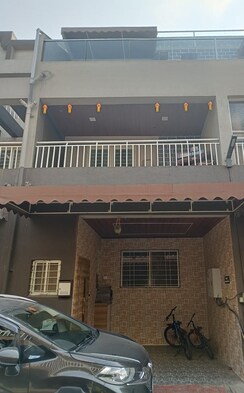3 BHK Villa For Sale in R K Imperial