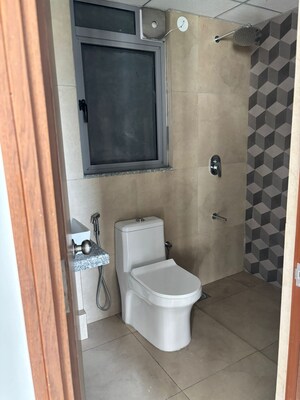 Bathroom in 2 BHK Apartment at Kalpataru Immensa, Kolshet Road – for Sale