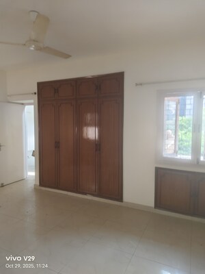4 BHK Apartment For Rent in DLF Belvedere Towers, Sector 24