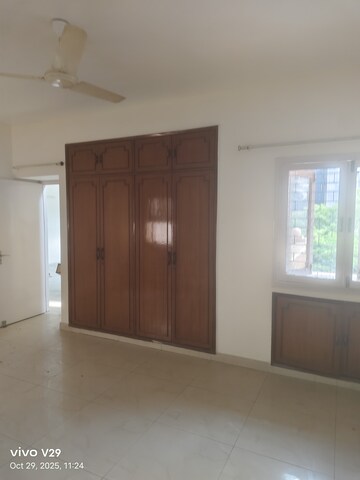 4 BHK Apartment For Rent in DLF Belvedere Towers, Sector 24