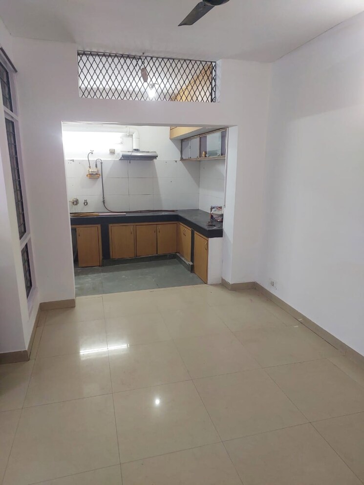 Kitchen, rail-vihar-sector-30 2 Bedroom 1050 Sq.Ft. Apartment In Sector 30 Noida 9488157