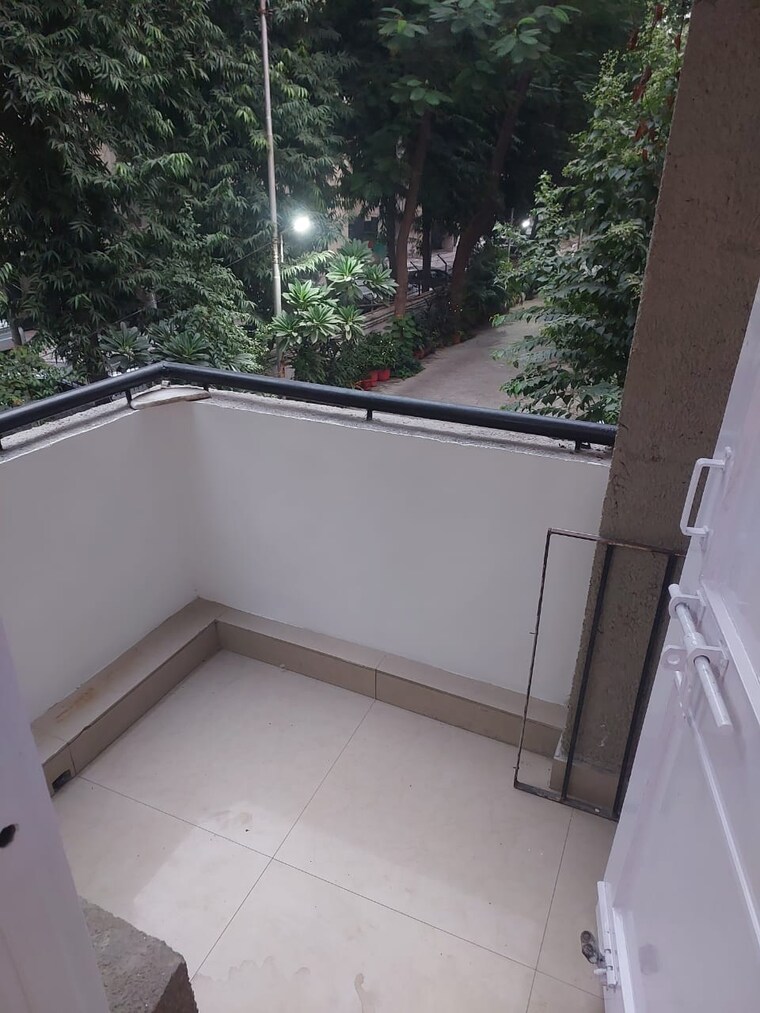 Balcony, rail-vihar-sector-30 2 Bedroom 1050 Sq.Ft. Apartment In Sector 30 Noida 9488157