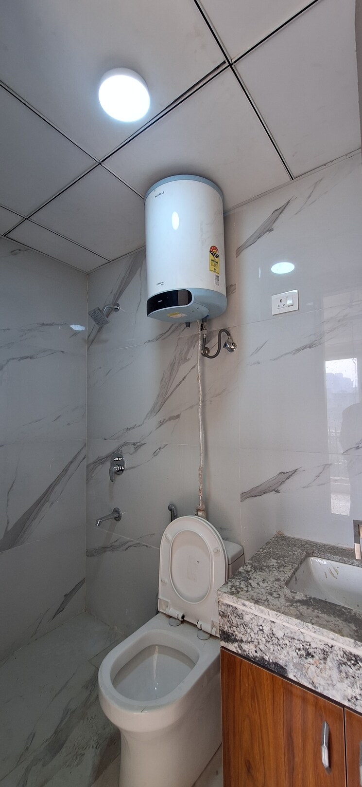 Bathroom, smart-world-gems 2.5 Bedroom 1103 Sq.Ft. Builder Floor In Sector 89 Gurgaon 9488242