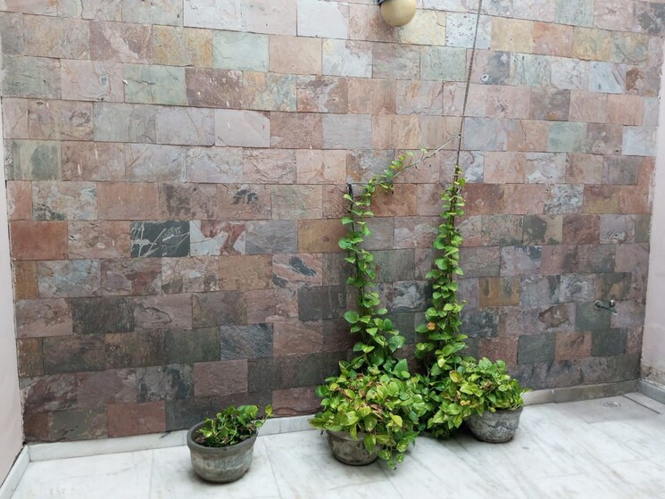 Bathroom, green fields colony 3 Bedroom 1450 Sq.Ft. Builder Floor In Green Fields Colony Faridabad 9488262