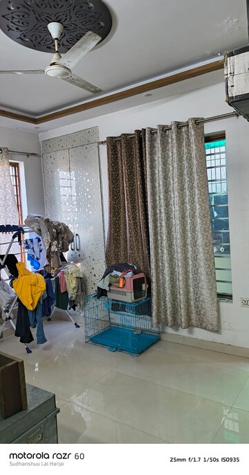 Living Room in 3 BHK Builder Floor at Green Fields Colony – for Rent