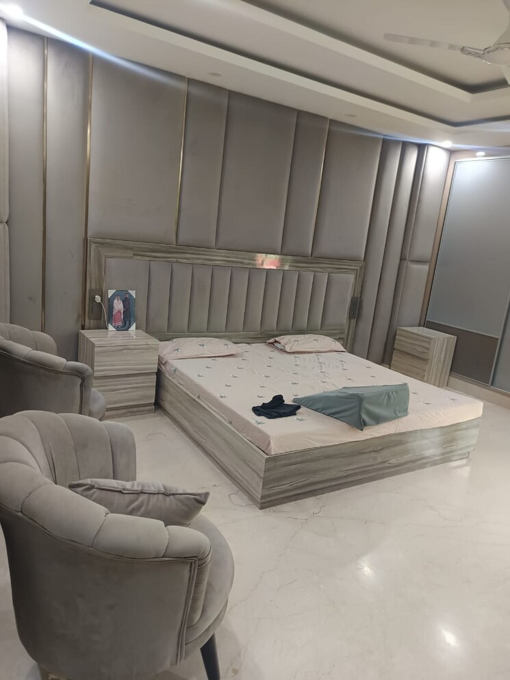Bedroom, dlf-city-phase-iv 4 Bedroom 3300 Sq.Ft. Builder Floor In Dlf Phase iv Gurgaon 9488288