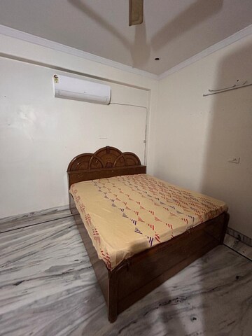 Bedroom in 2 BHK Builder Floor at Chittaranjan Park – for Rent