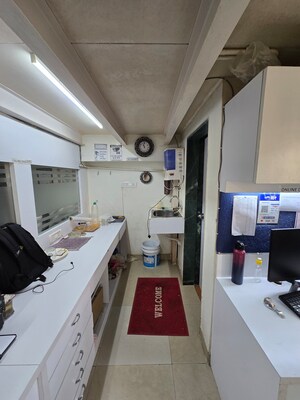   Office Space in IT/SEZ at Jogeshwari West – for Rent