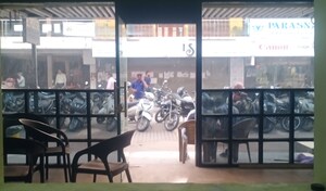  Showroom For Rent in Alkapuri