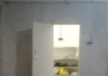 Furnished Amenities in  Showroom at Alkapuri – for Rent