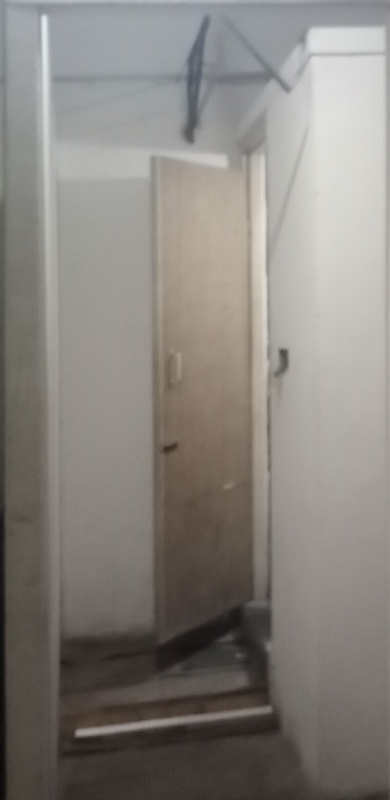 undefined, alkapuri Commercial Showroom 1200 Sq.Ft. In Alkapuri Vadodara 9488364