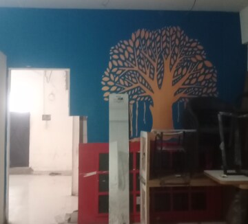  Showroom – Exterior View View at Alkapuri - for Rent