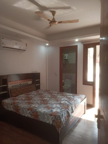 Bedroom in 2 BHK Builder Floor at Vasant Kunj – for Rent