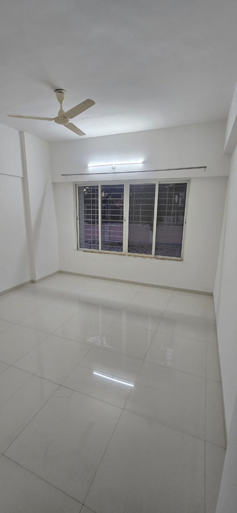 Room, kumar-piccadilly 2 Bedroom 1050 Sq.Ft. Apartment In Wakad Pune 9488372