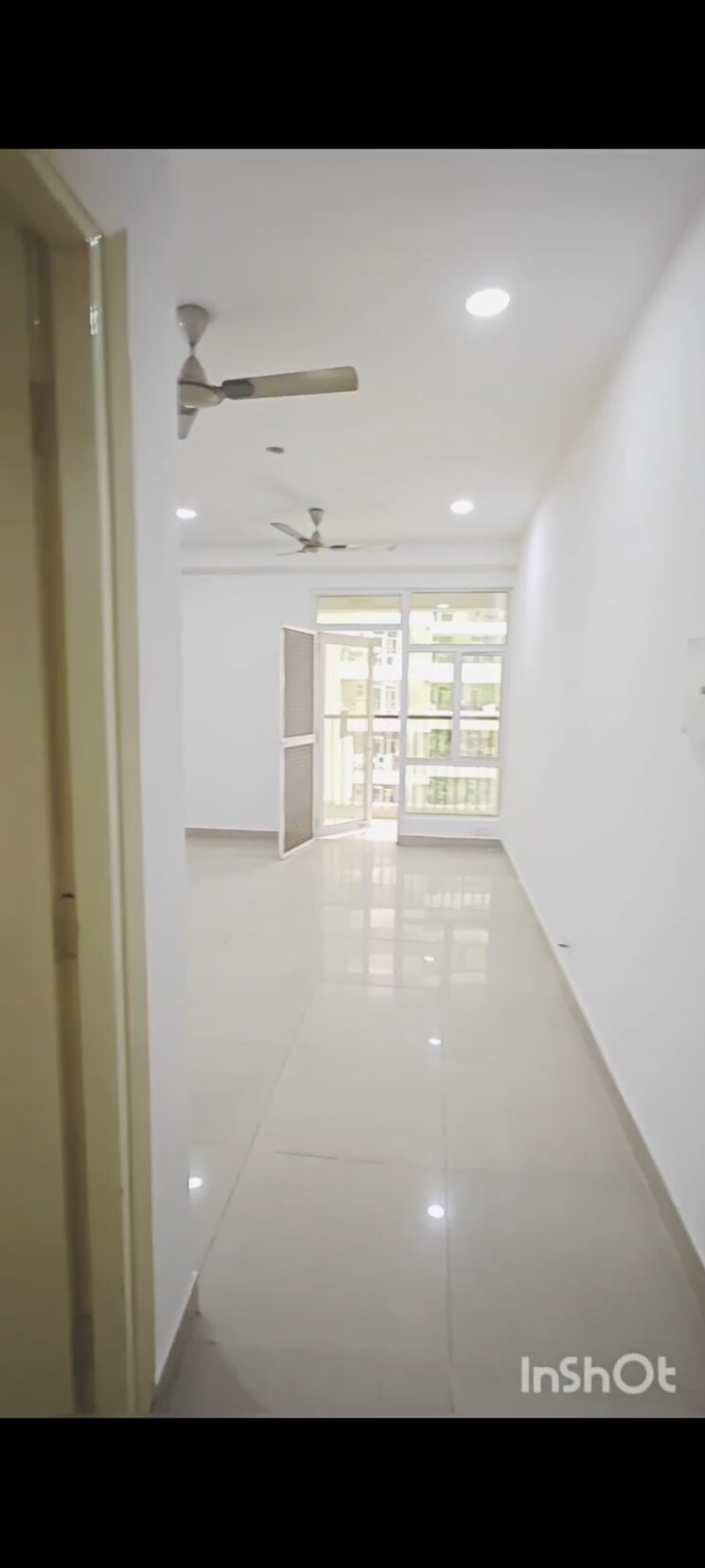 undefined, gaur-city-5th-avenue 3 Bedroom 1470 Sq.Ft. Apartment In Sector 4 Greater Noida Greater Noida 9488356