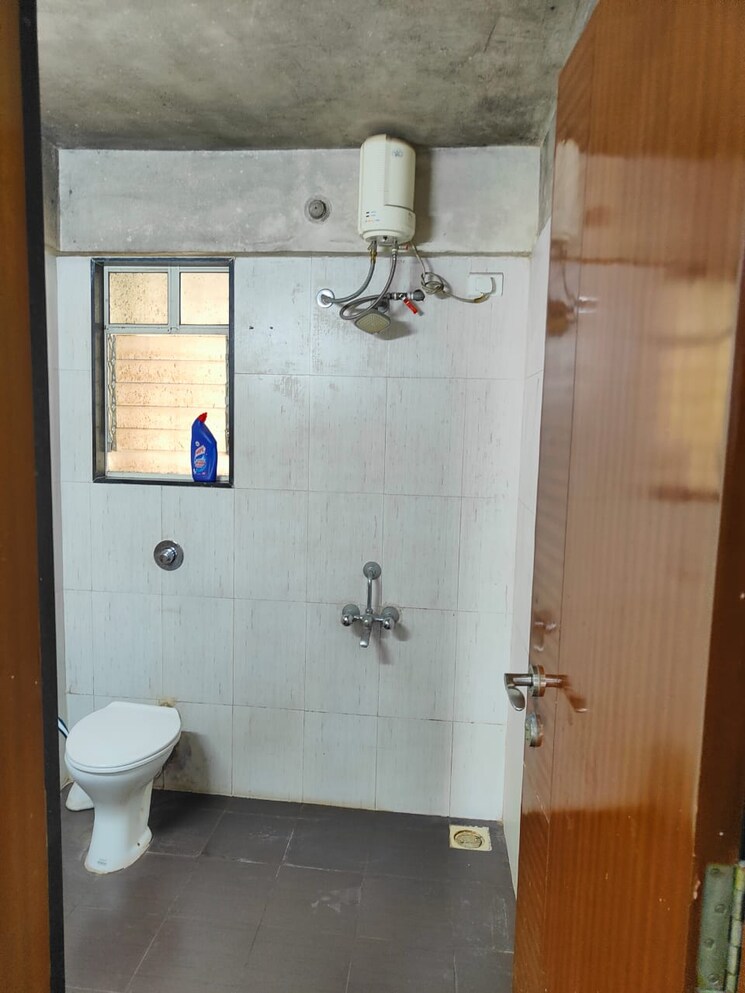 Bathroom, mittal-sun-universe 3 Bedroom 1589 Sq.Ft. Apartment In Sinhagad Road Pune 9488355