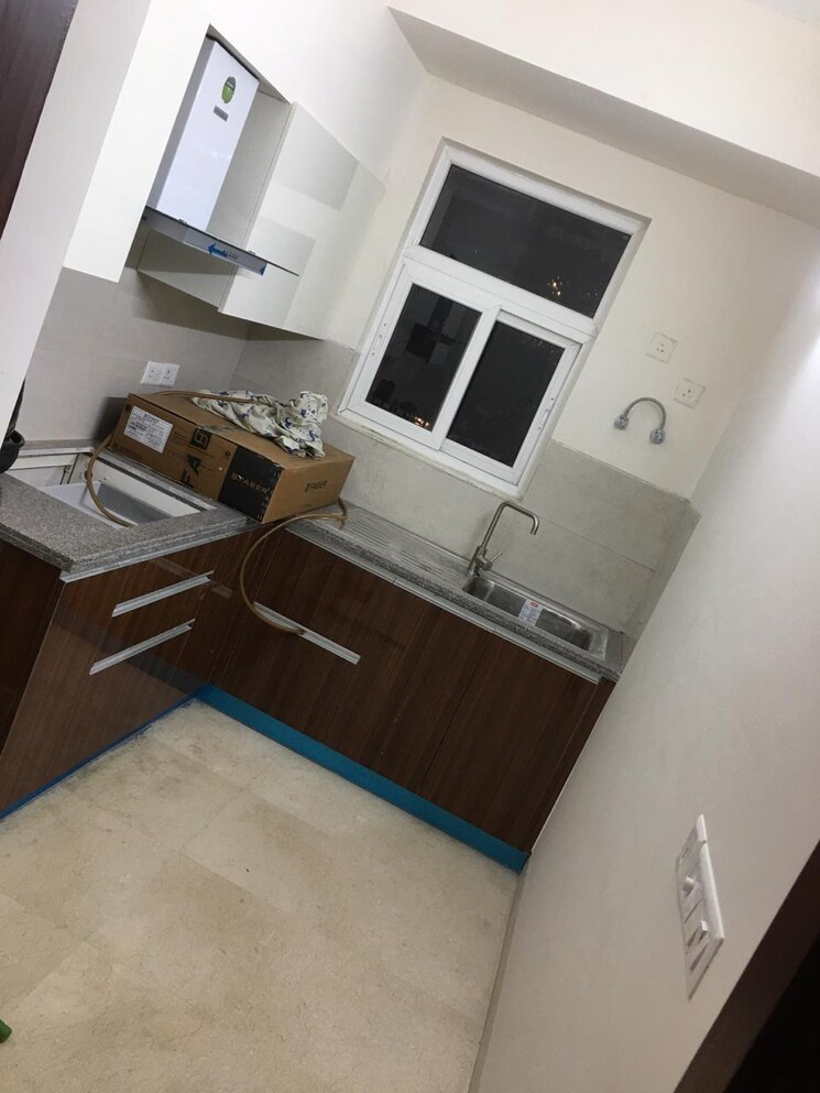 Kitchen, puri-anand-villas-phase-ii 3 Bedroom 1940 Sq.Ft. Apartment In Sector 81 Faridabad 9488418