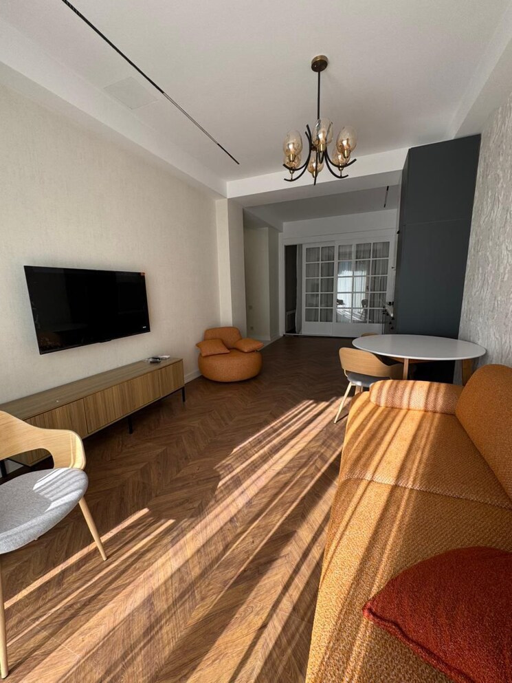 Bedroom, vasant kunj 3 Bedroom 100 Sq.Yd. Builder Floor In Vasant Kunj Delhi 9488361