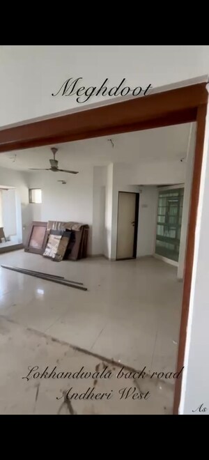 Kitchen in 4 BHK Apartment at Lokhandwala Complex – for Rent
