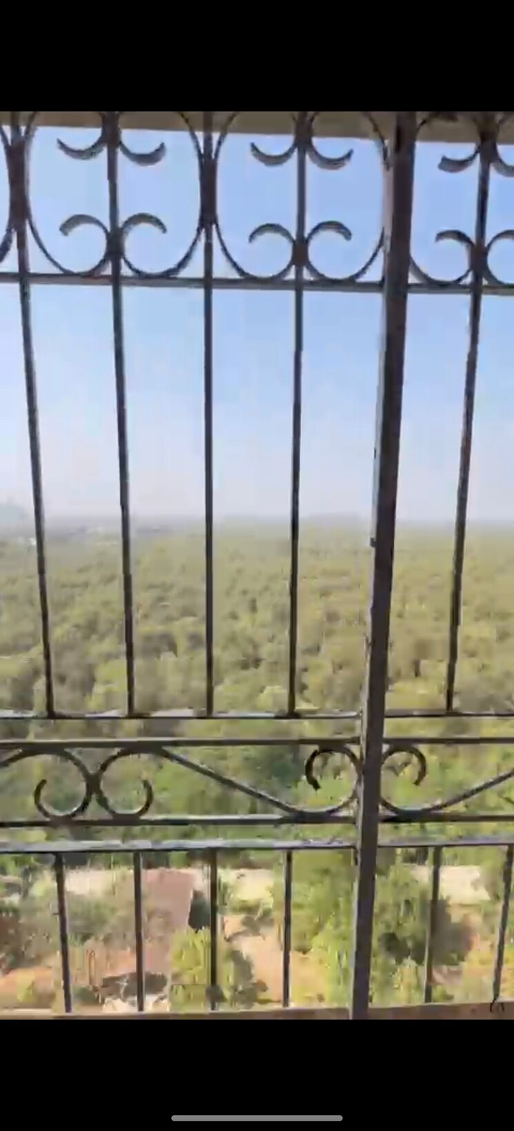 Balcony, lokhandwala complex 4 Bedroom 3300 Sq.Ft. Apartment In Lokhandwala Complex Mumbai 9488414