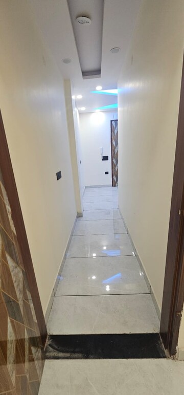 Building Lobby in 2 BHK Builder Floor at Vipin Garden – for Rent