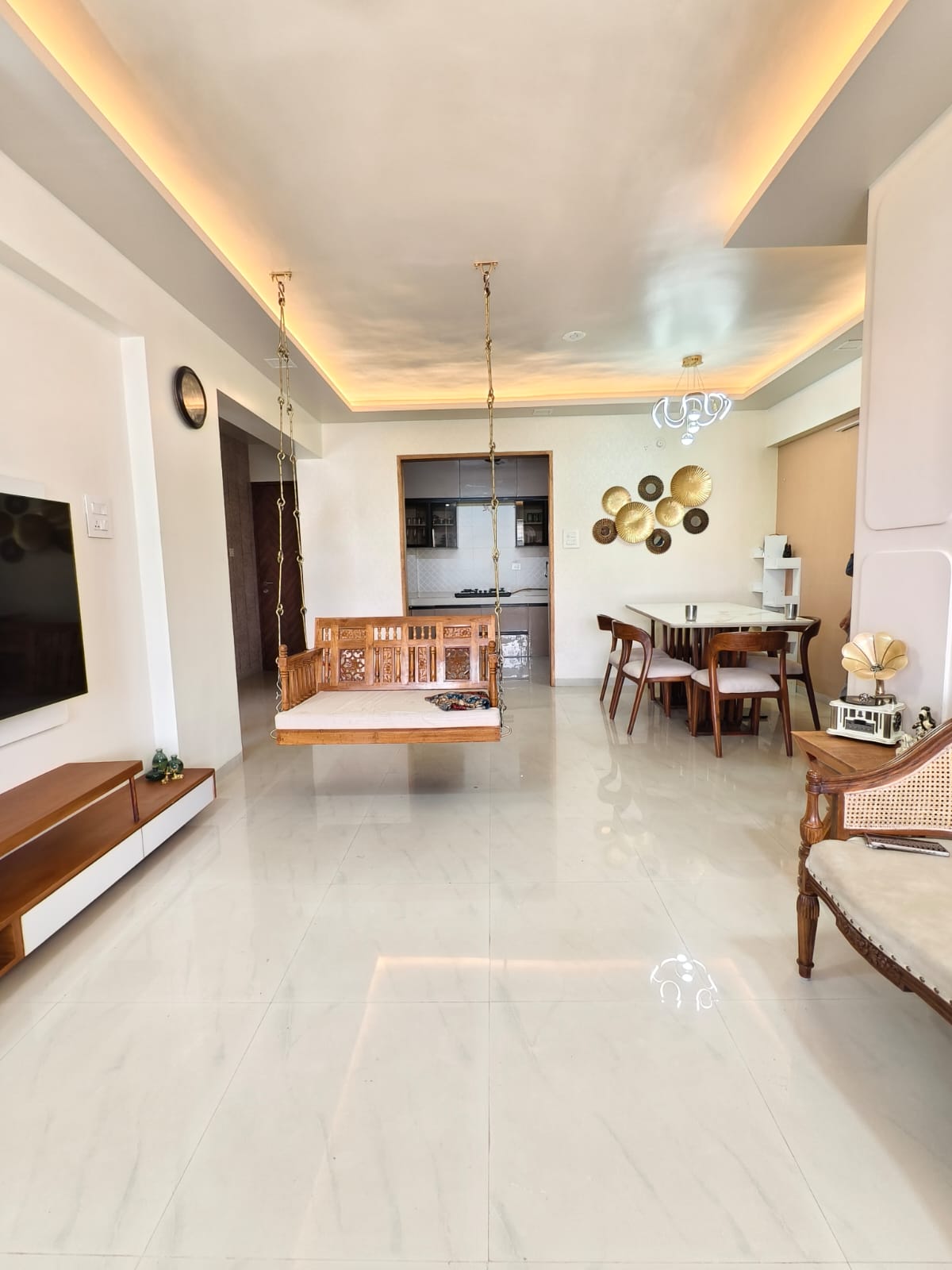 3 BHK + Servant Room Apartment For Rent in Sinhagad Road